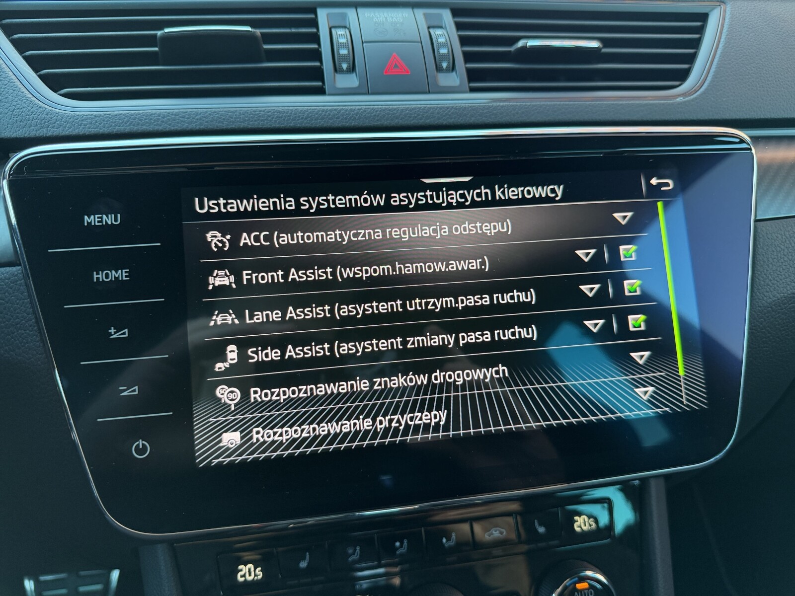 Škoda Superb - zdjęcie 28