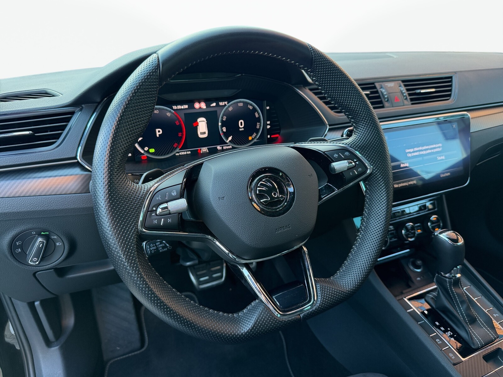 Škoda Superb - zdjęcie 11