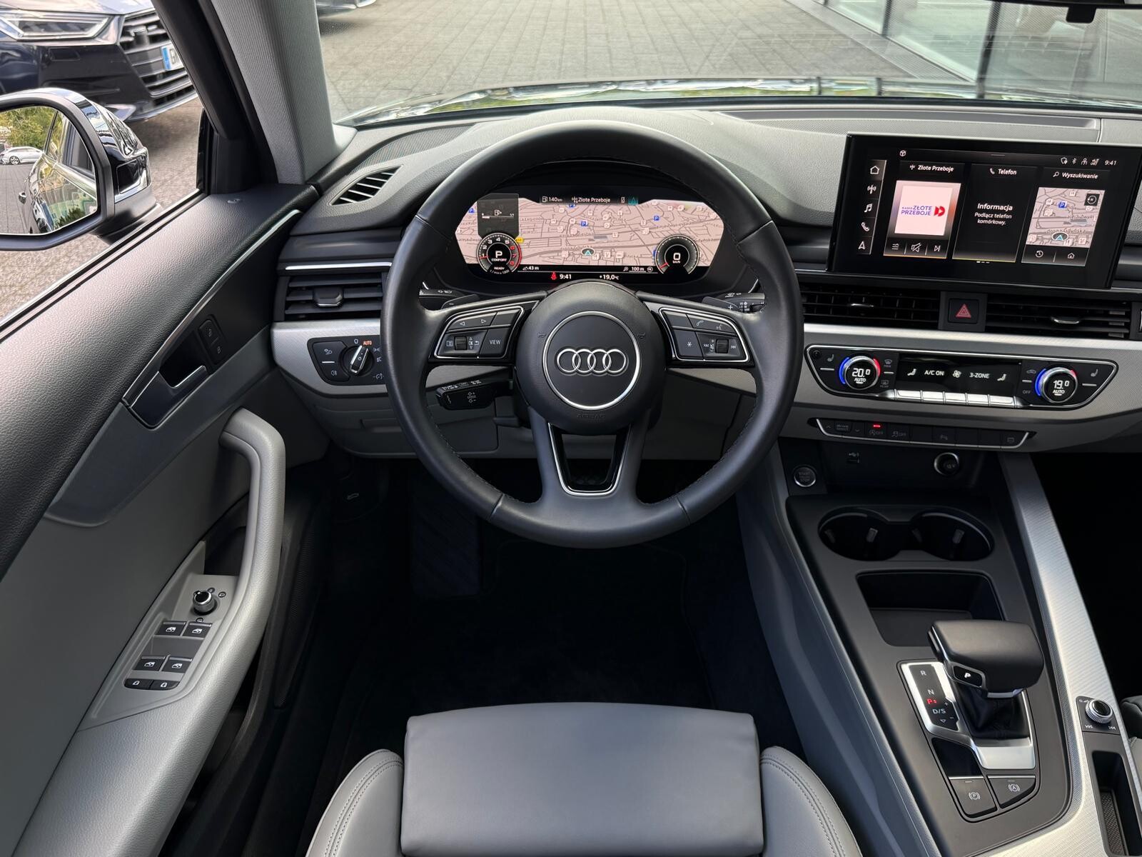 Audi A4 Avant - zdjęcie 24