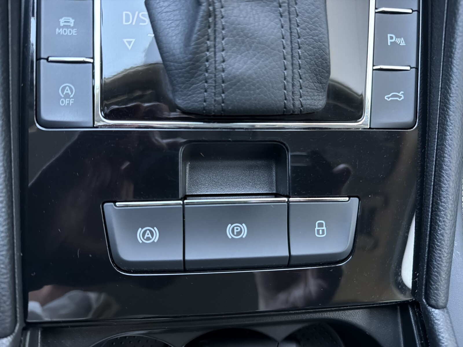 Škoda Superb Combi - zdjęcie 31