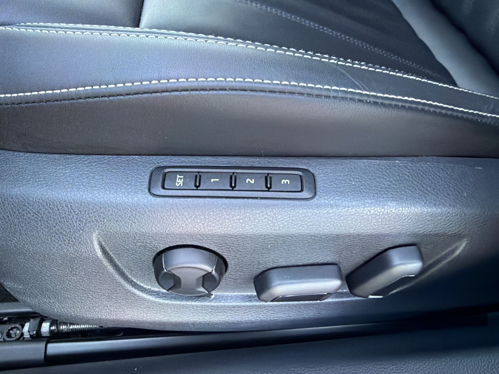Škoda Superb Combi - zdjęcie 11