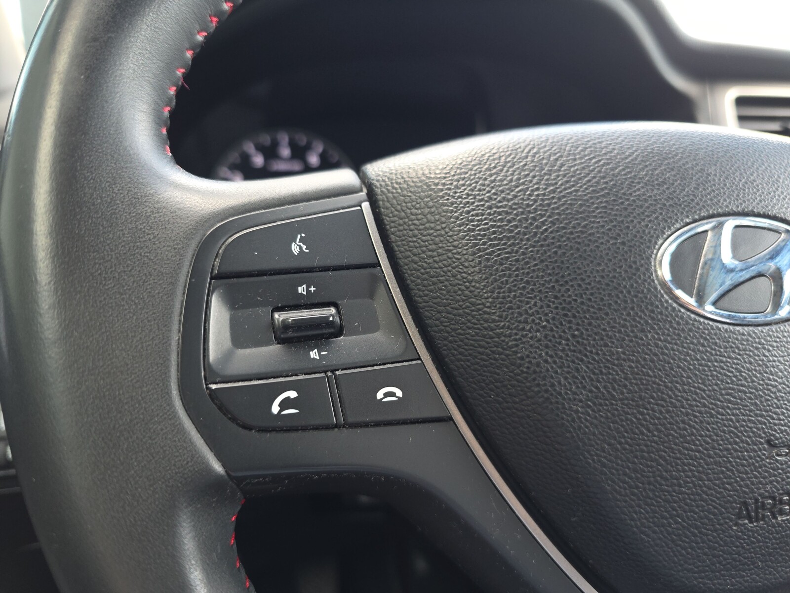 Hyundai i20 - zdjęcie 13
