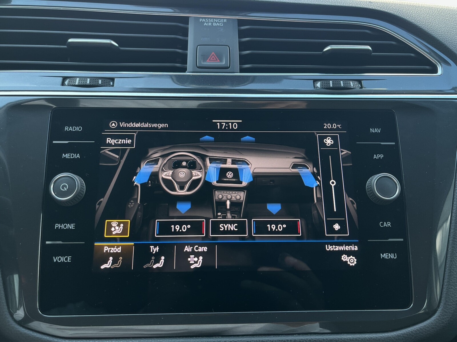 Volkswagen Tiguan Allspace - zdjęcie 21