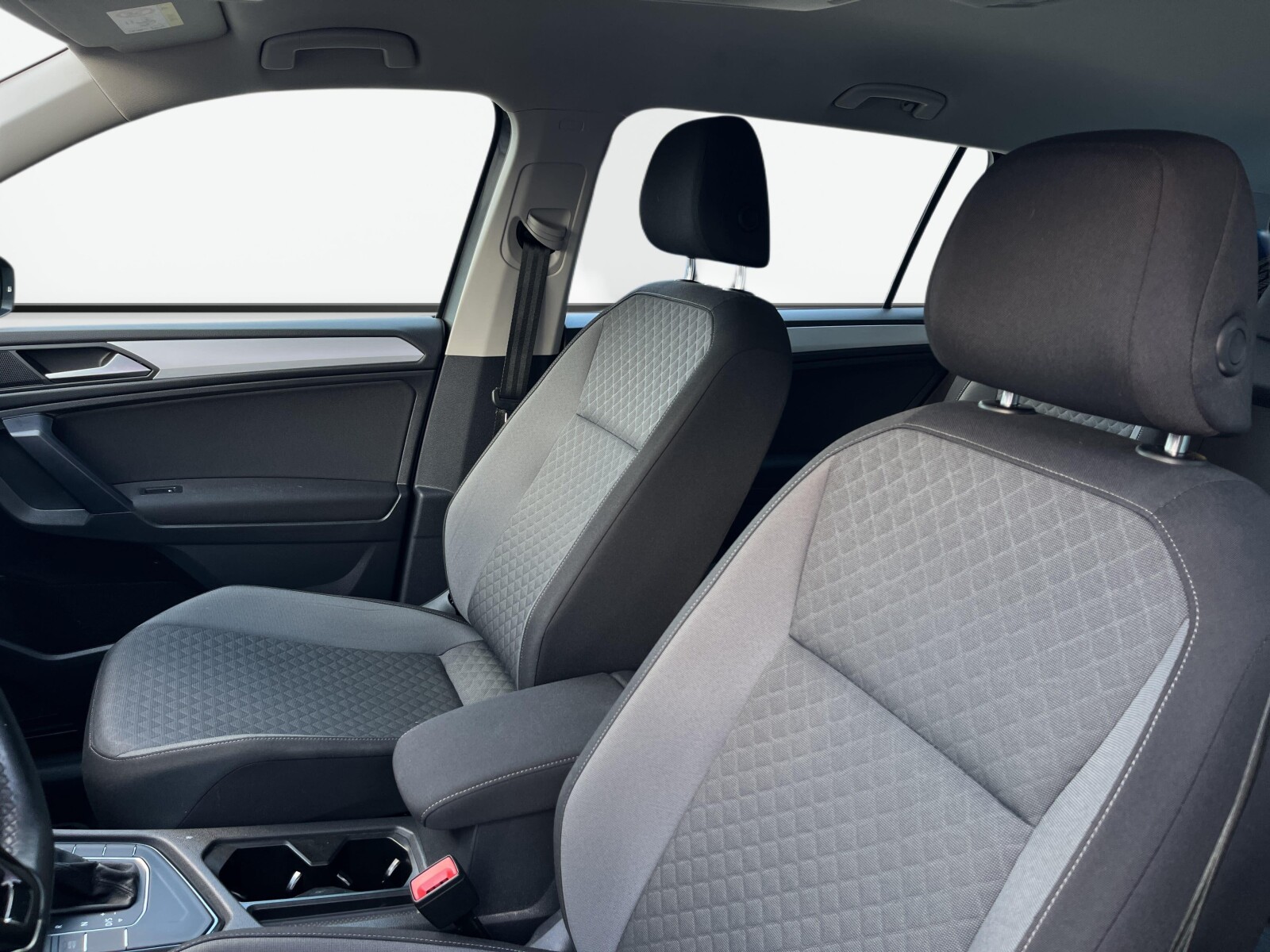 Volkswagen Tiguan Allspace - zdjęcie 12