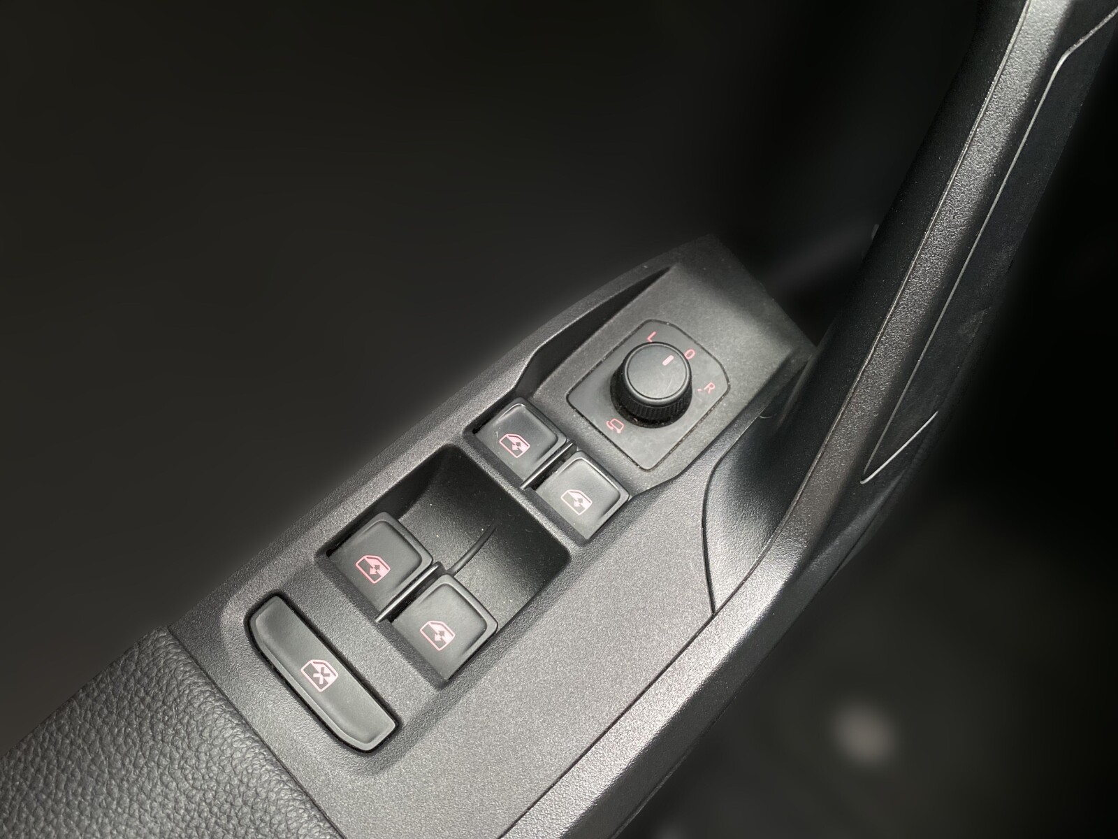 Seat Arona - zdjęcie 22