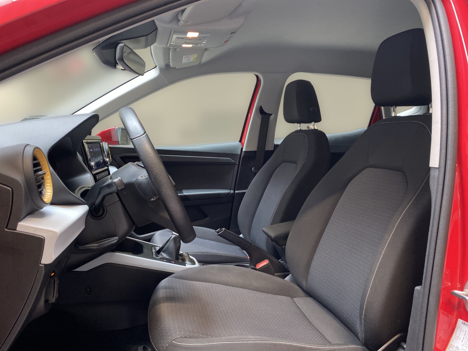 Seat Arona - zdjęcie 10