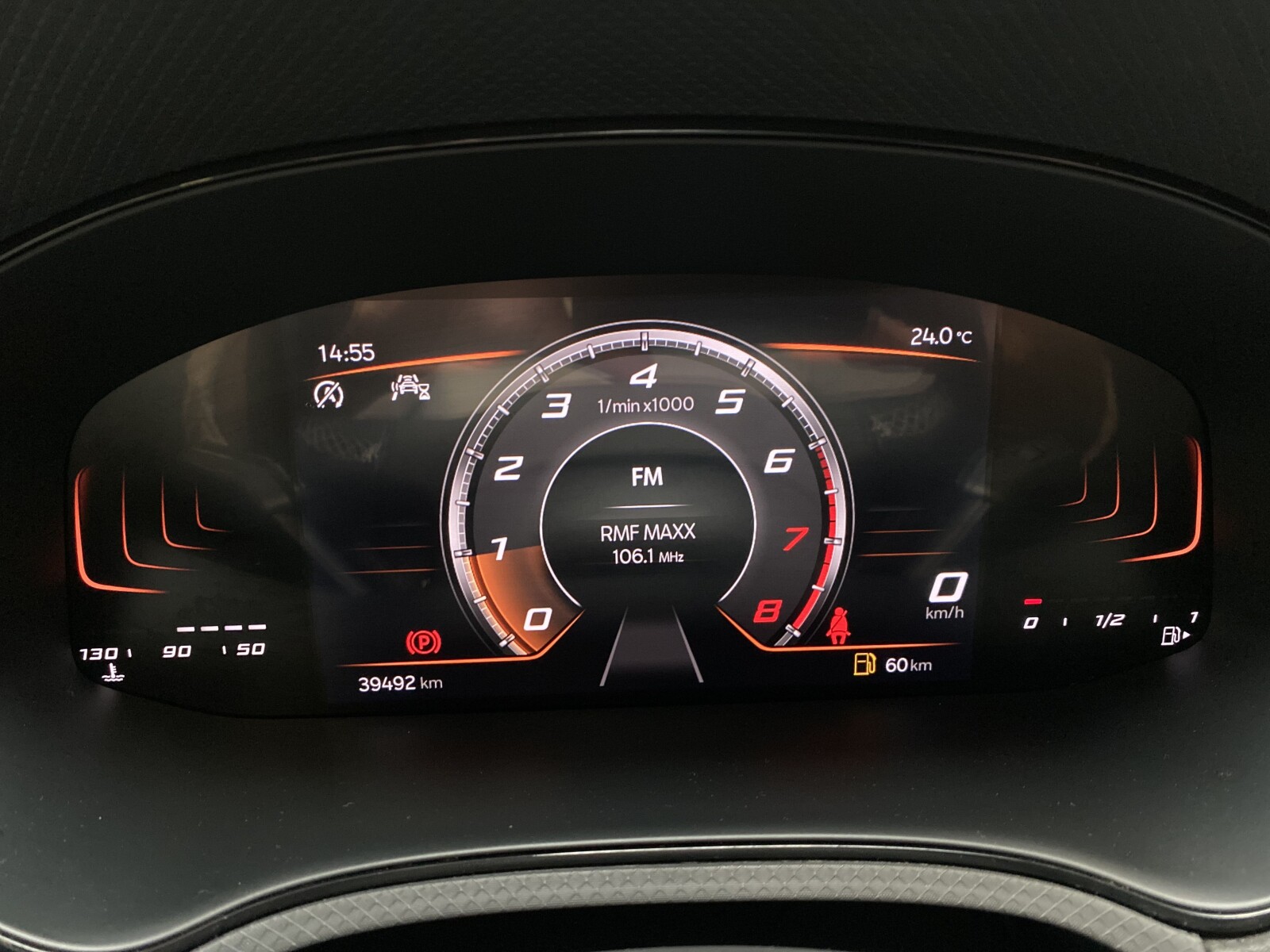 Seat Arona - zdjęcie 20
