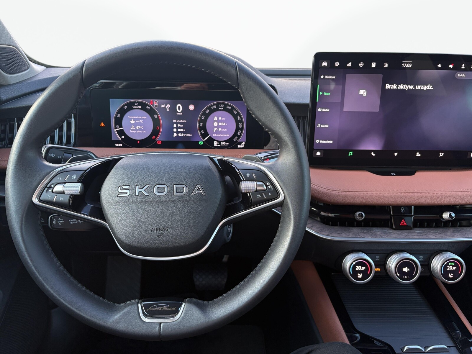 Škoda Superb - zdjęcie 11