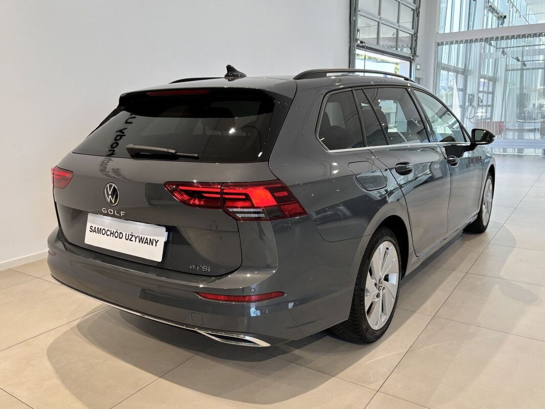 Volkswagen Golf - zdjęcie 24