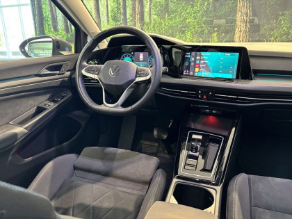 1.5 ETSI MHEV Style DSG VolvoCarPlichtaGdynia FV23