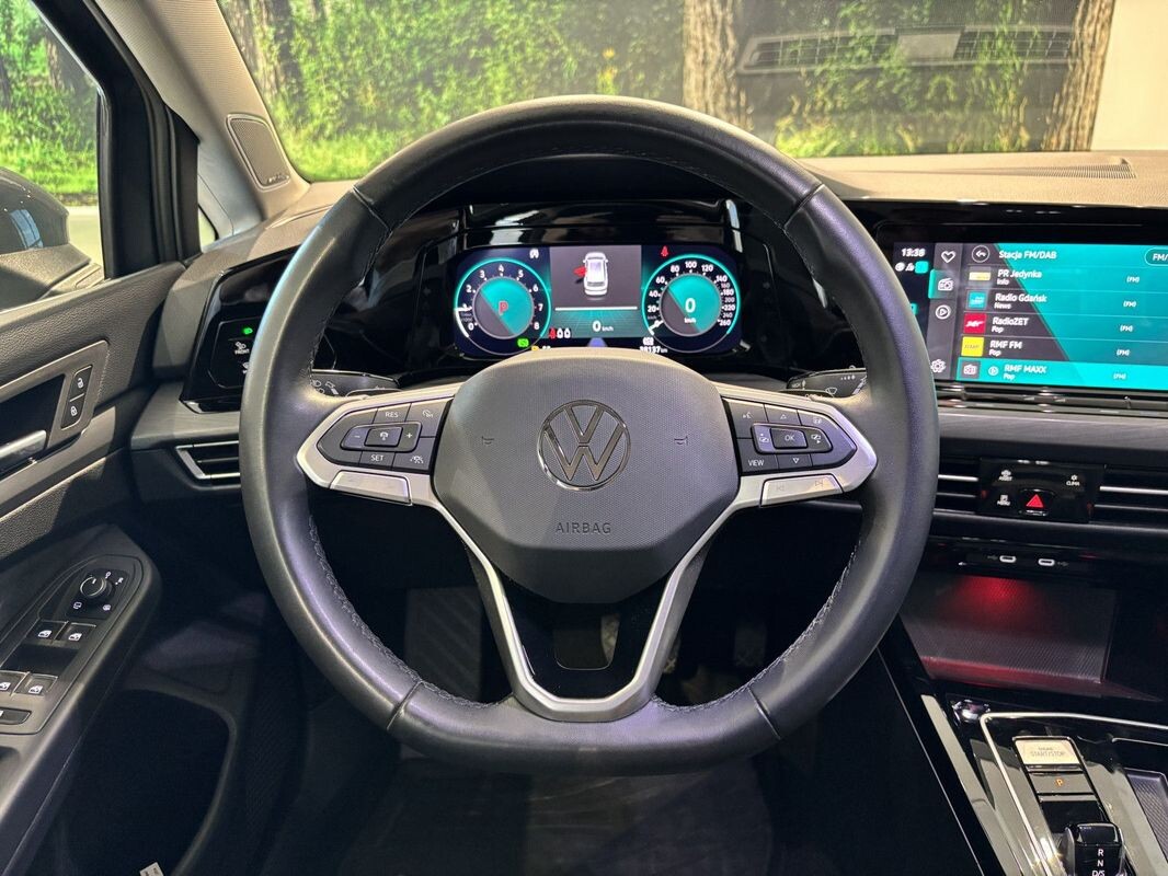 Volkswagen Golf - zdjęcie 5