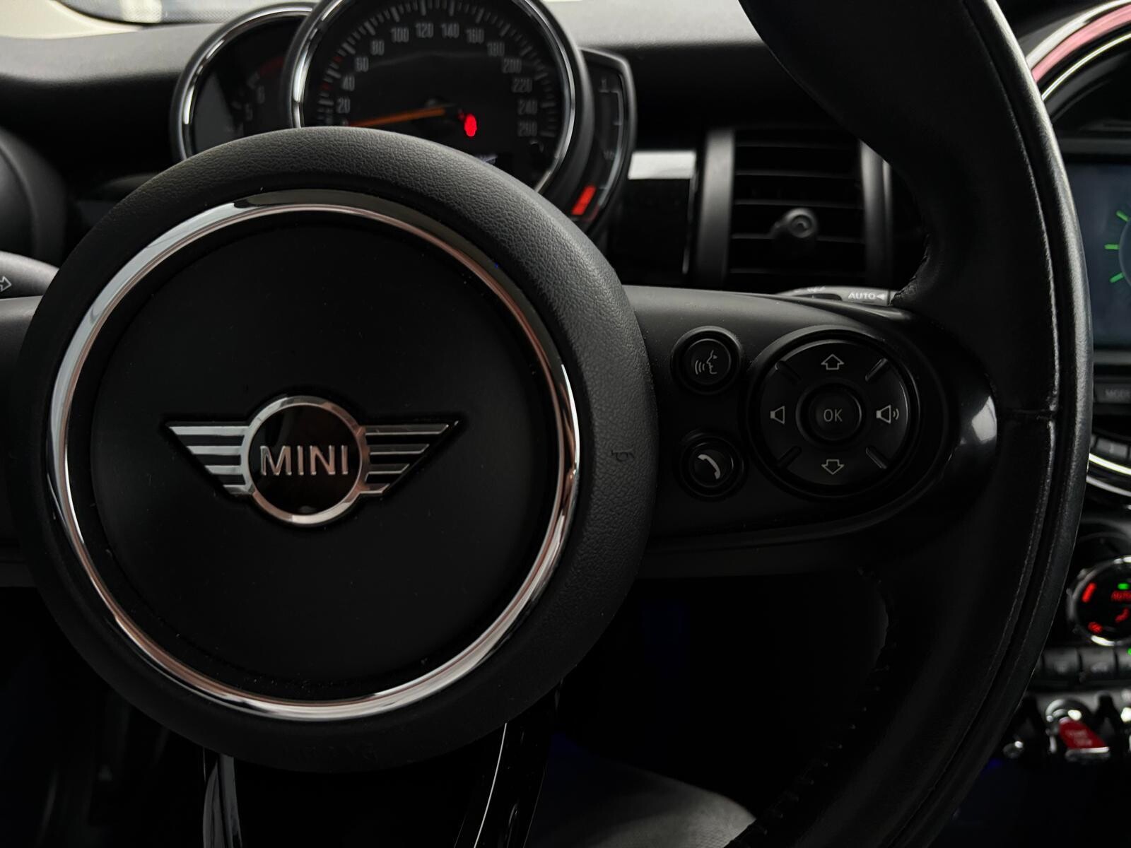 MINI Cooper - zdjęcie 11