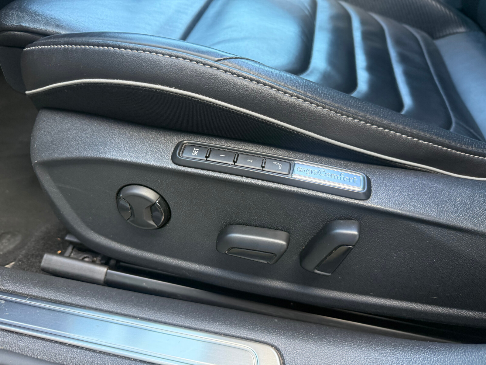 Volkswagen Arteon - zdjęcie 13