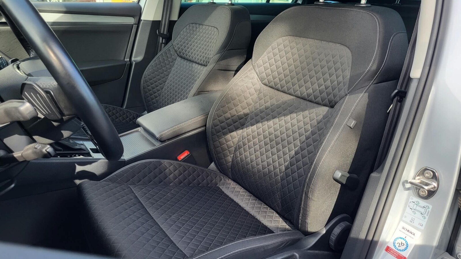 Škoda Superb Combi - zdjęcie 11