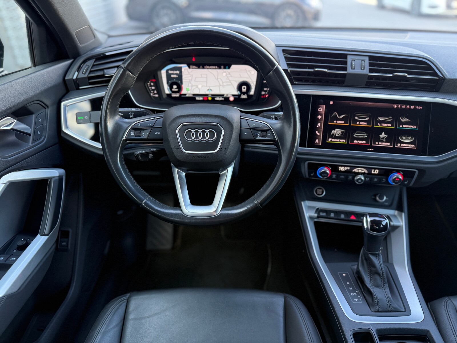 Audi Q3 - zdjęcie 16