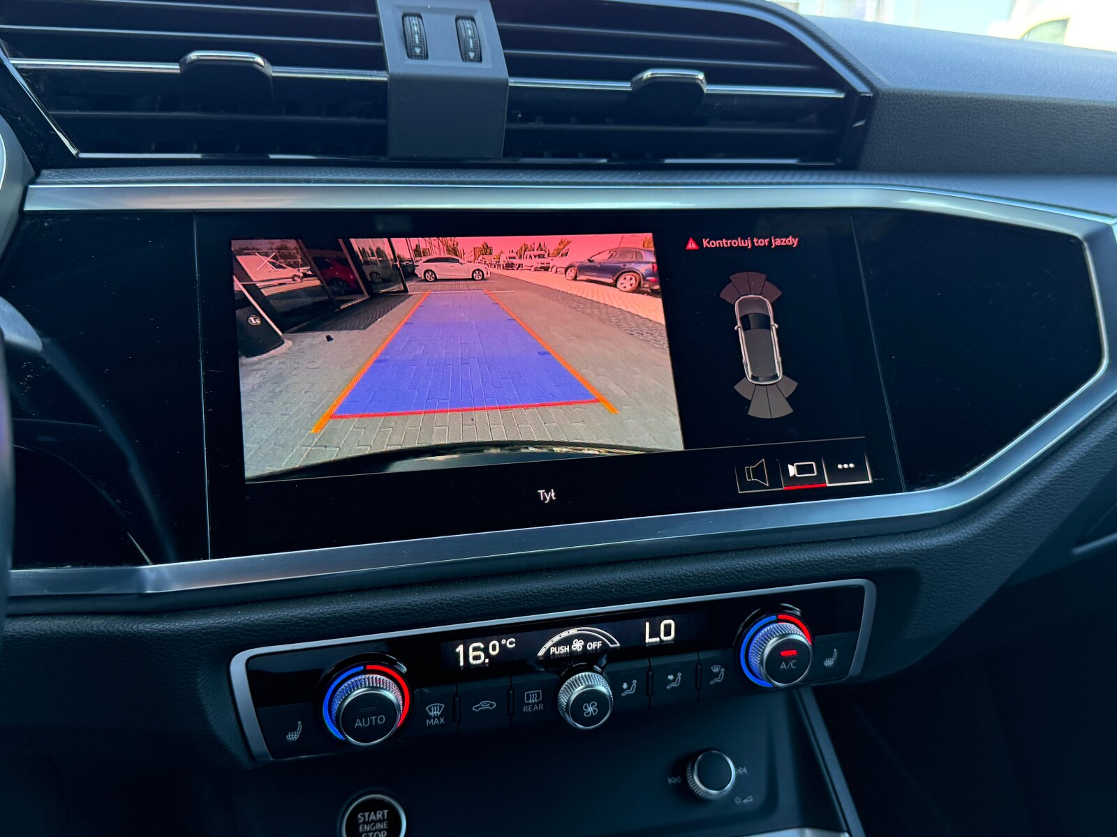 Audi Q3 - zdjęcie 36