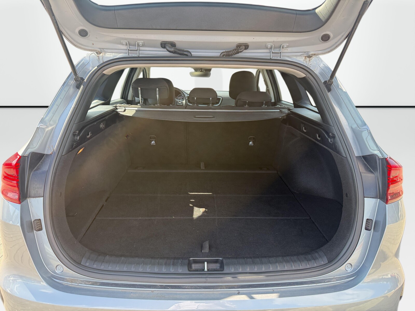 Kia Ceed - zdjęcie 15