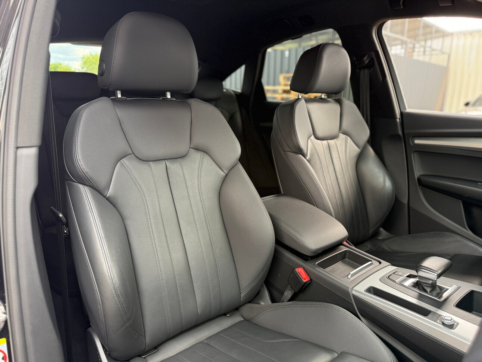 Audi Q5 Sportback - zdjęcie 22