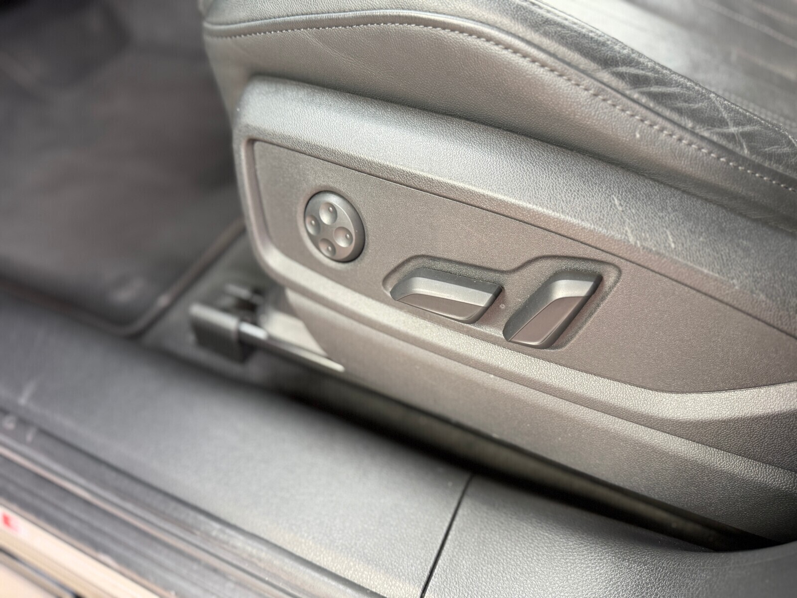 Audi Q5 Sportback - zdjęcie 24