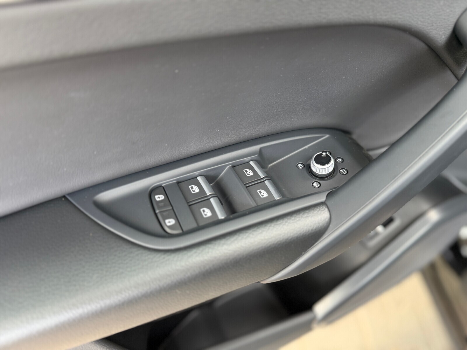 Audi Q5 Sportback - zdjęcie 18