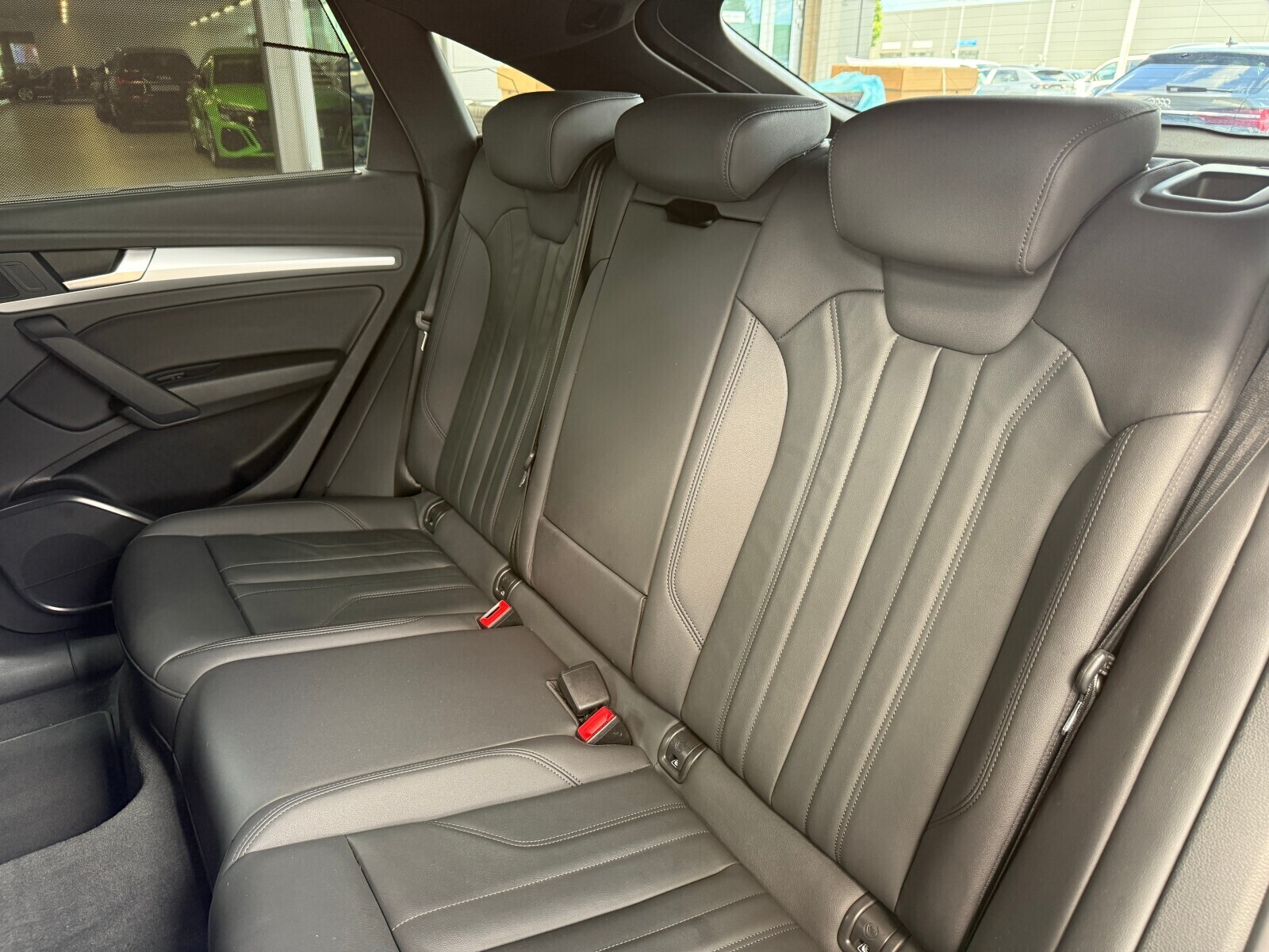 Audi Q5 Sportback - zdjęcie 13
