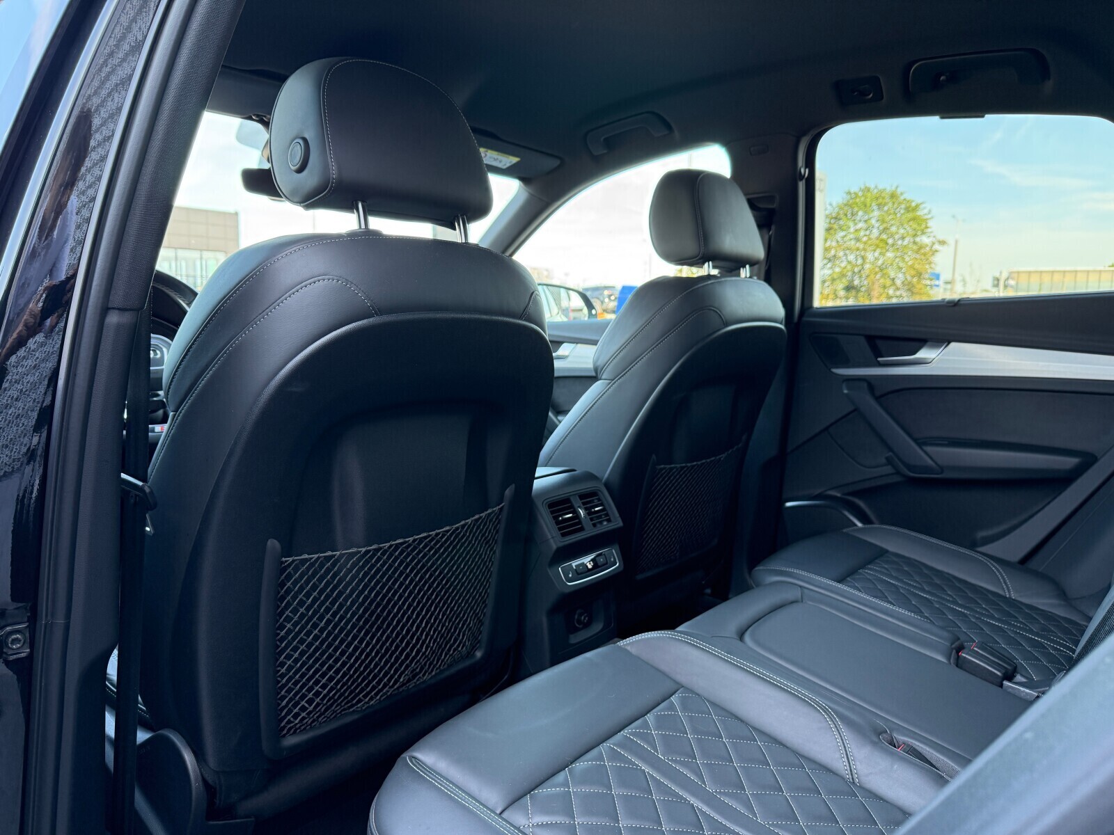 Audi Q5 Sportback - zdjęcie 12