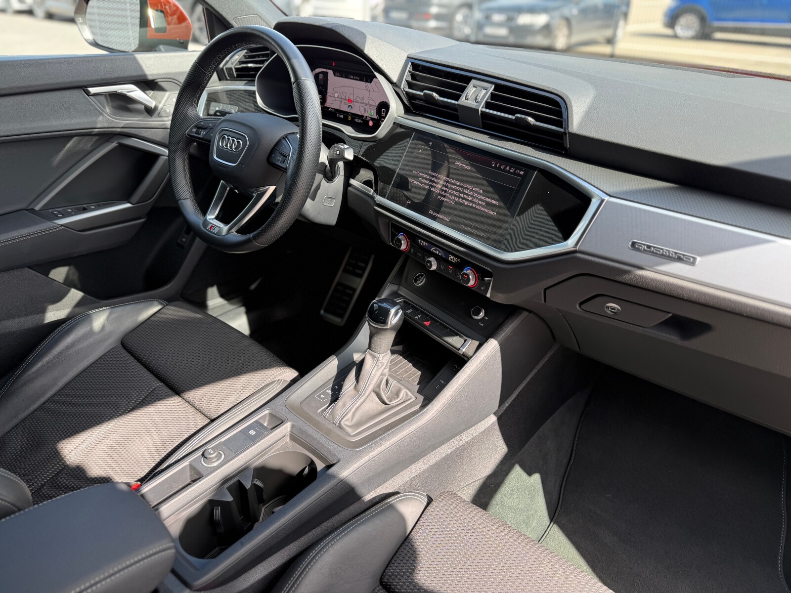 Audi Q3 - zdjęcie 20