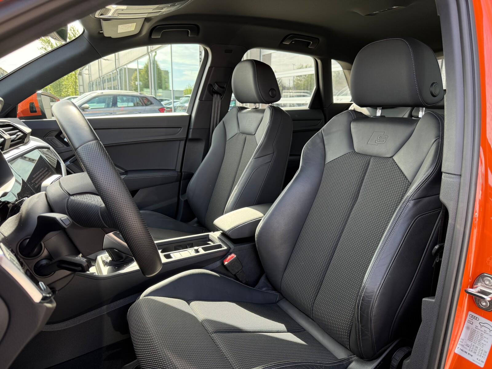 Audi Q3 - zdjęcie 18