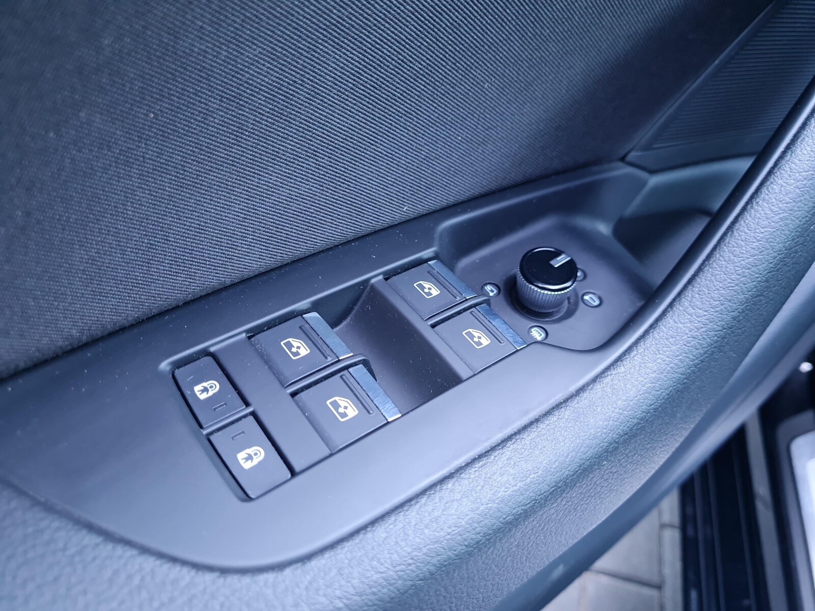 Audi A6 Avant - zdjęcie 11