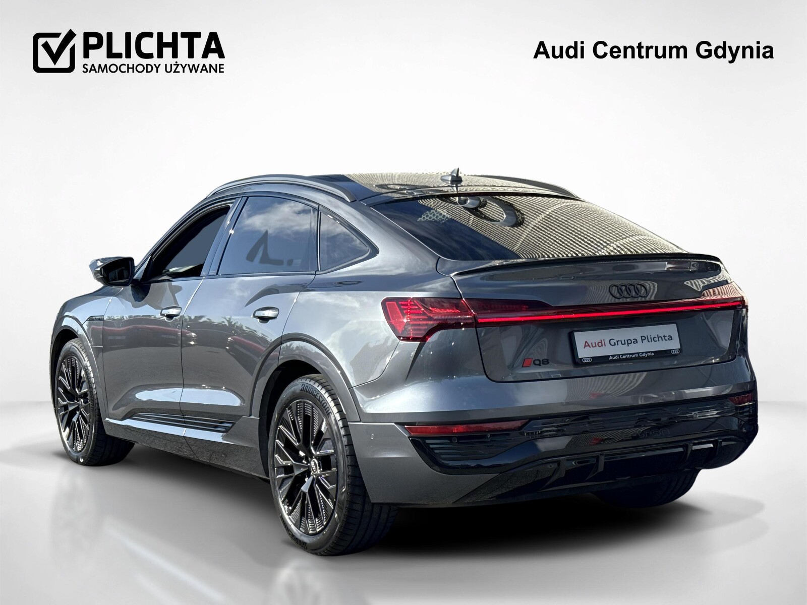 Audi Q8 Sportback e-tron - zdjęcie 4