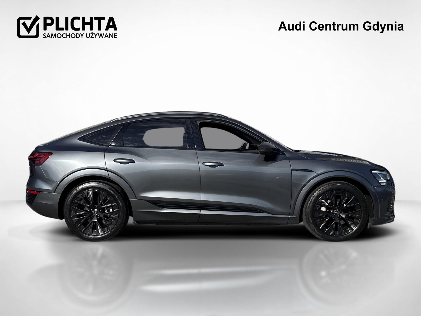 Audi Q8 Sportback e-tron - zdjęcie 7