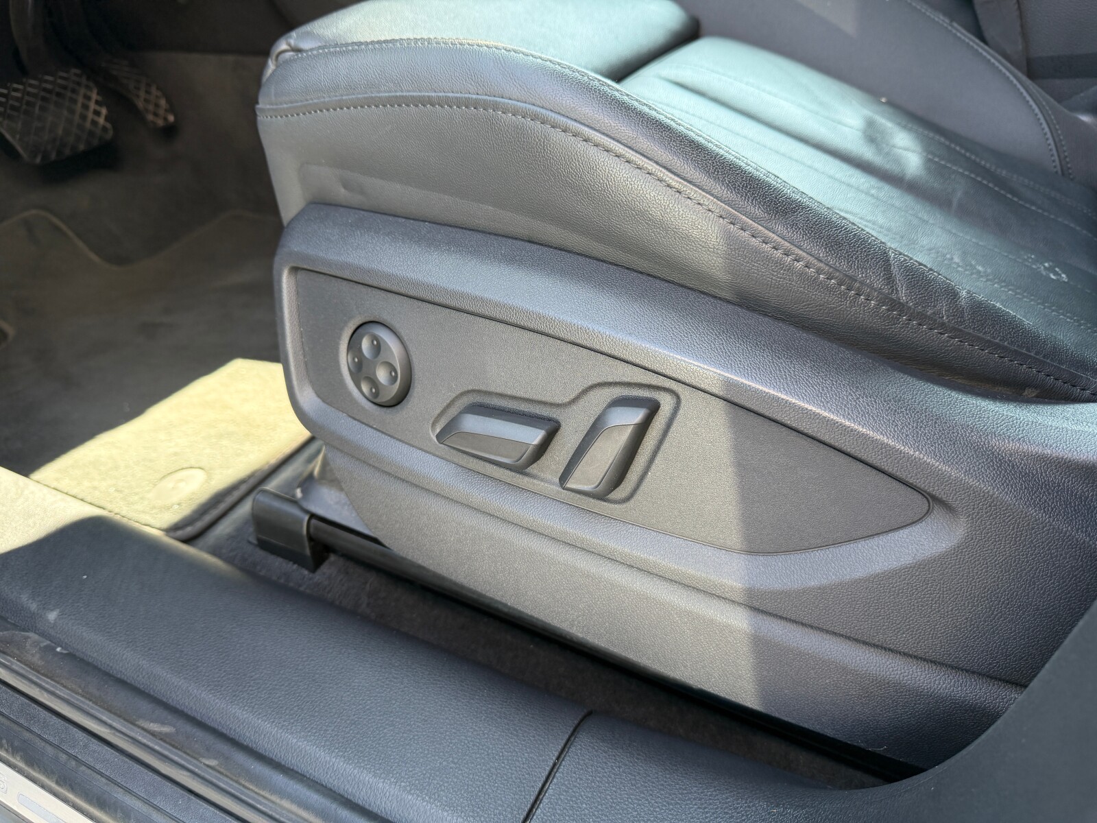 Audi Q5 Sportback - zdjęcie 16