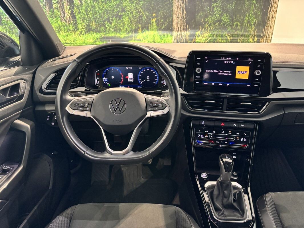 Volkswagen T-Roc - zdjęcie 4