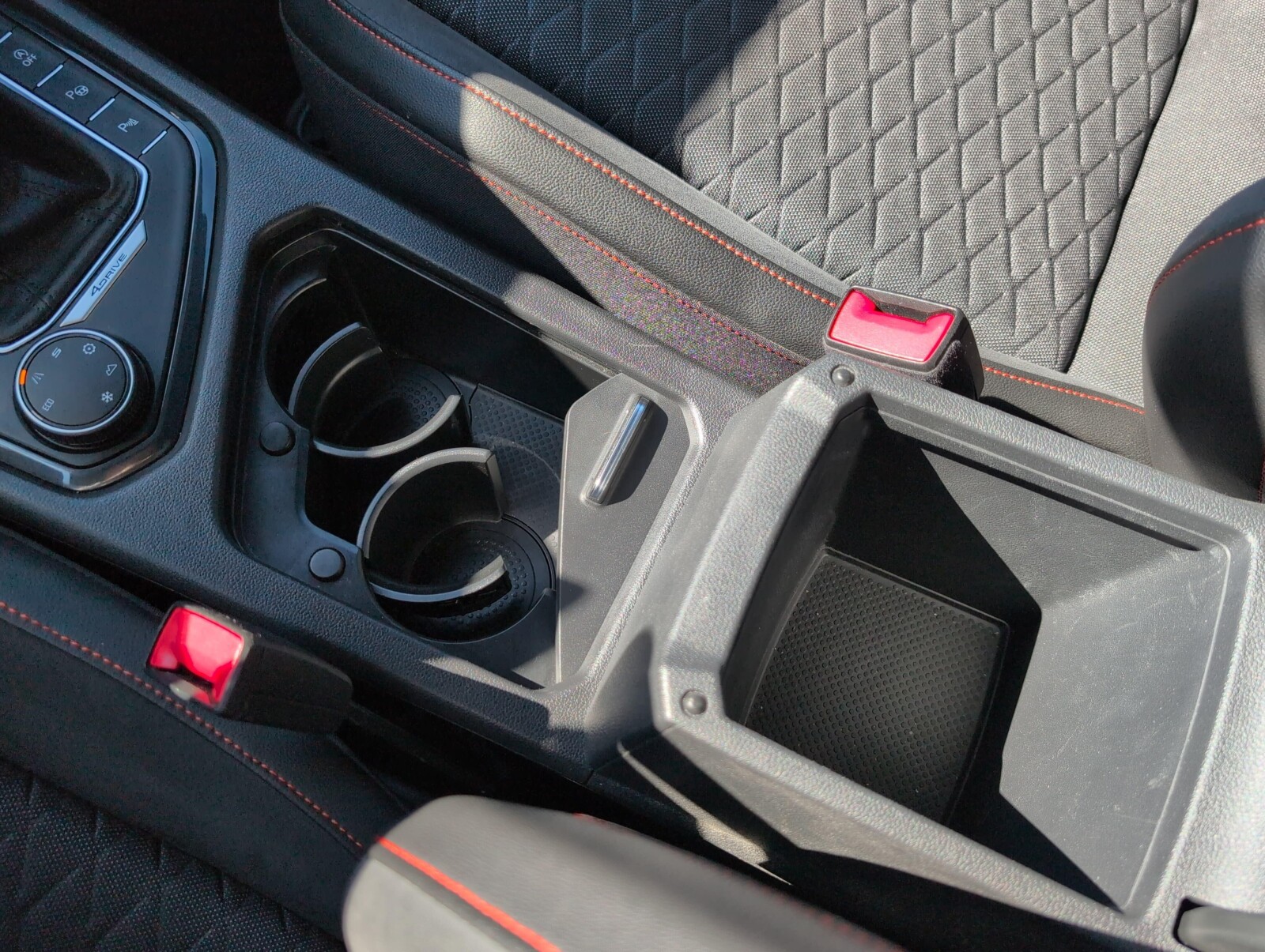 Seat Tarraco - zdjęcie 40