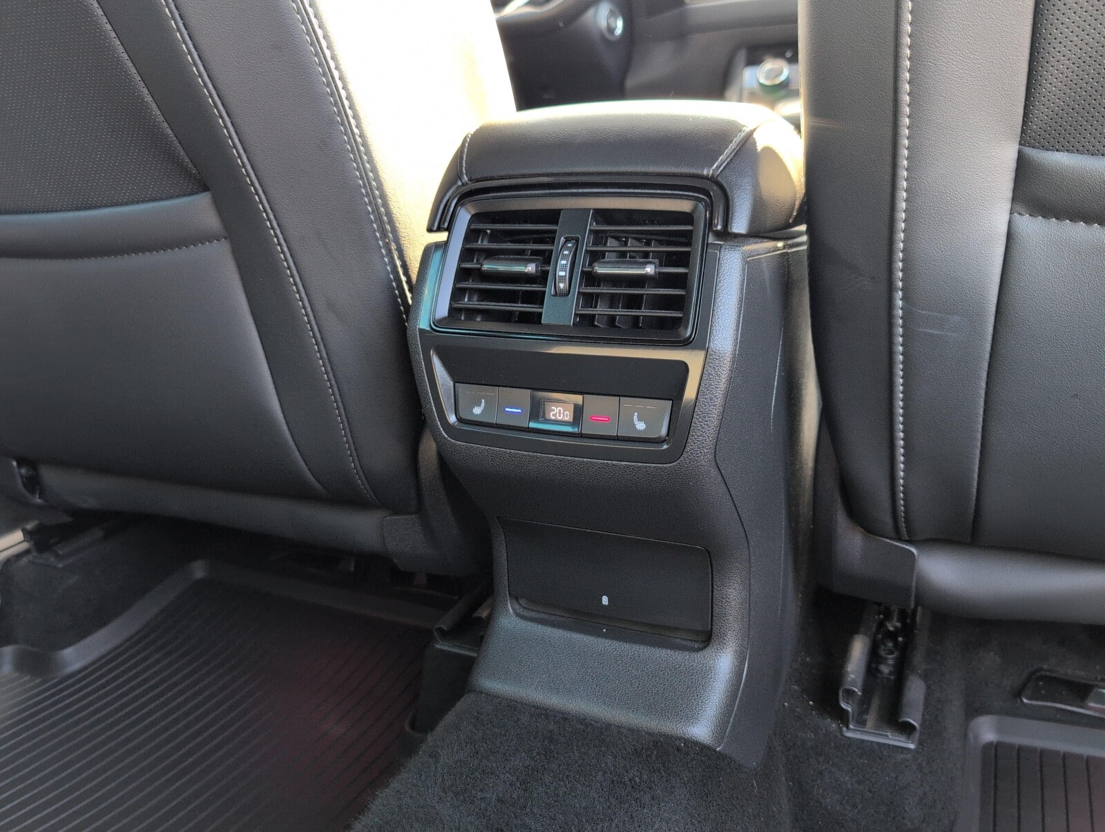 Škoda Kodiaq - zdjęcie 14