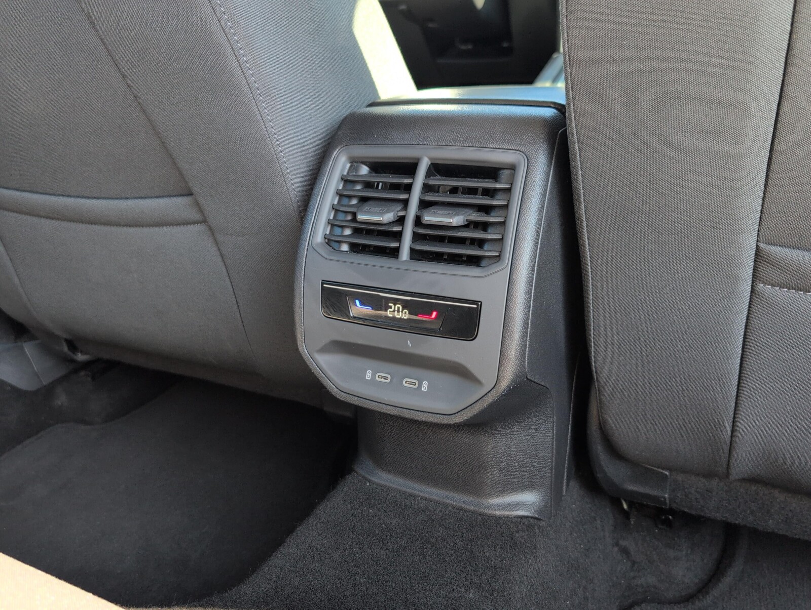 Seat Leon - zdjęcie 13