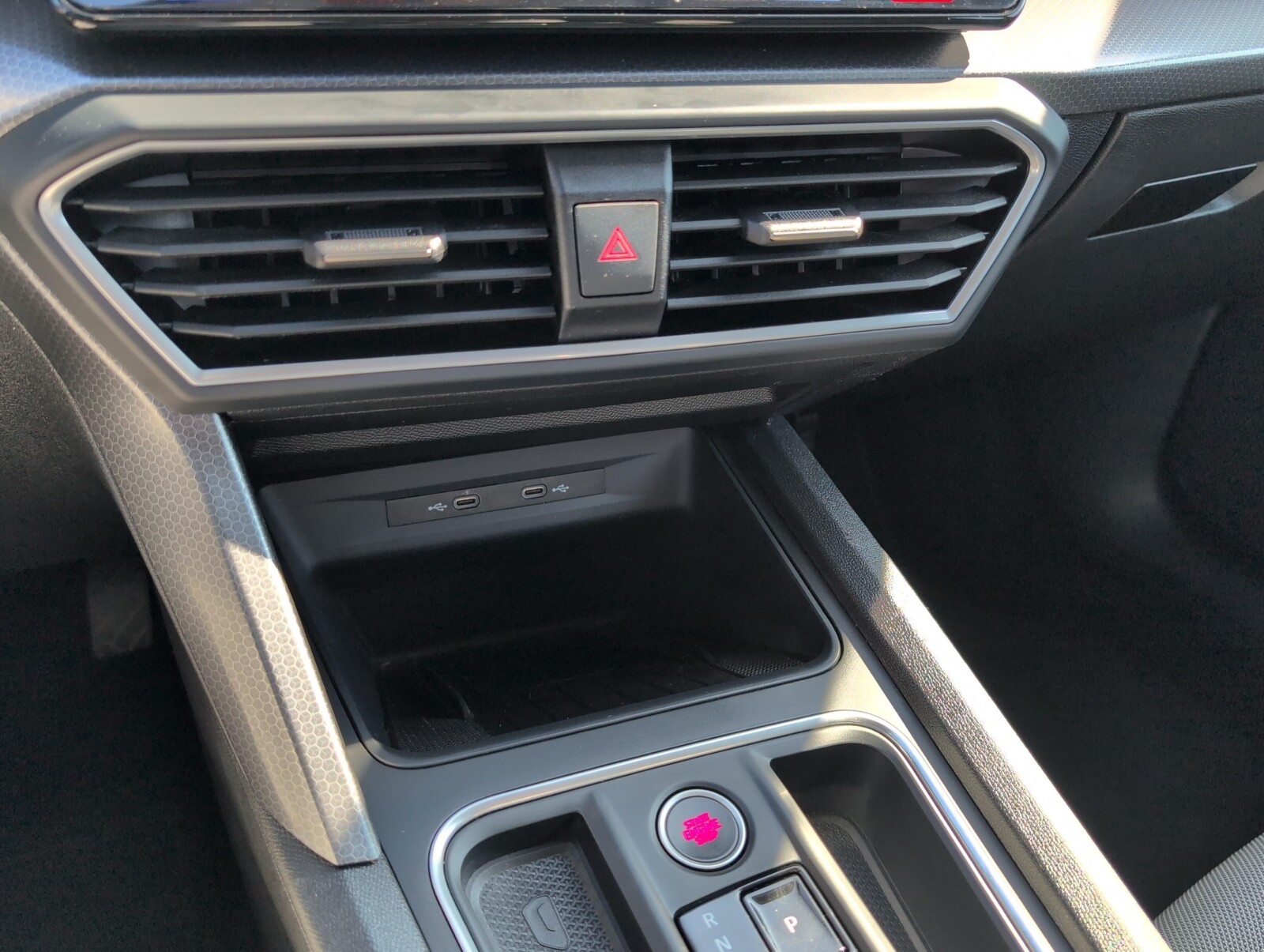 Seat Leon - zdjęcie 34