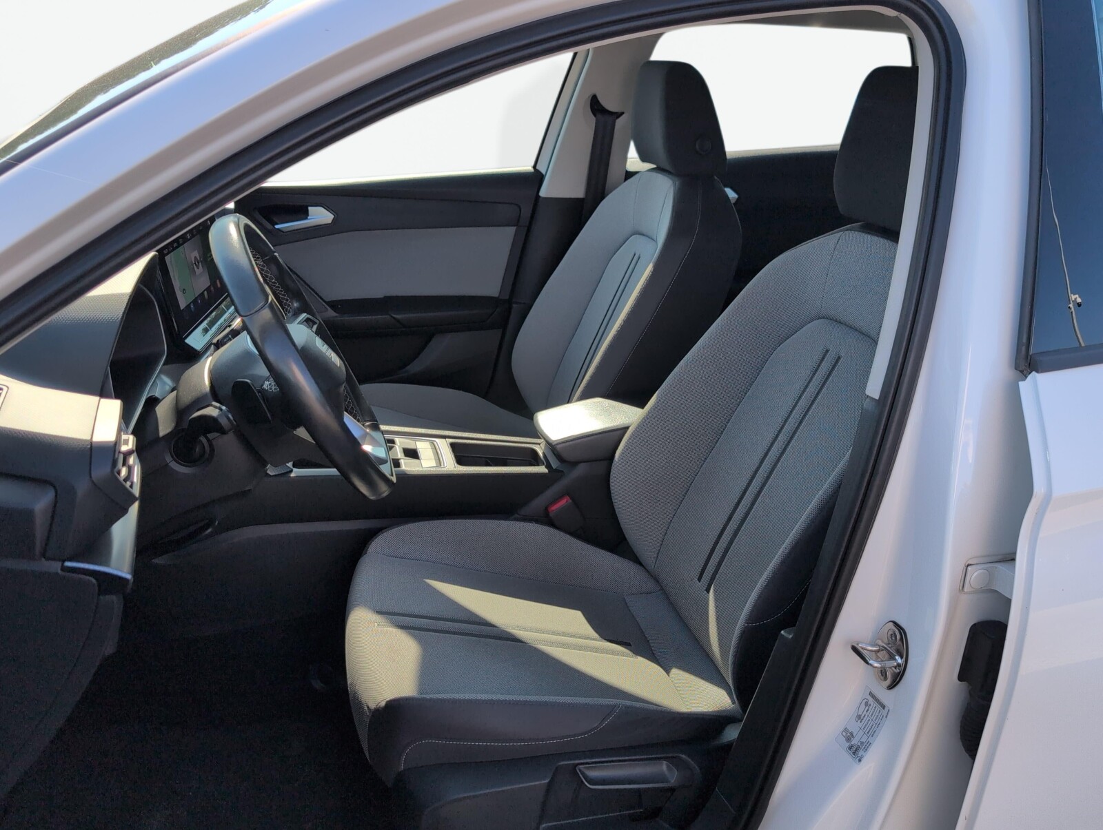 Seat Leon - zdjęcie 17