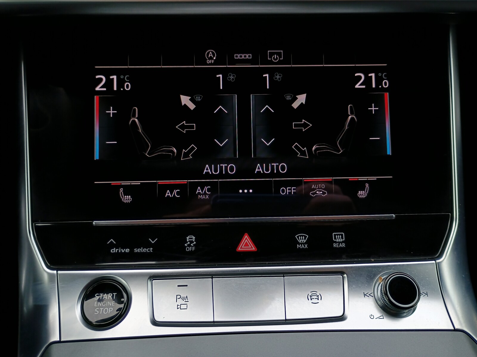 Audi A6 Avant - zdjęcie 32
