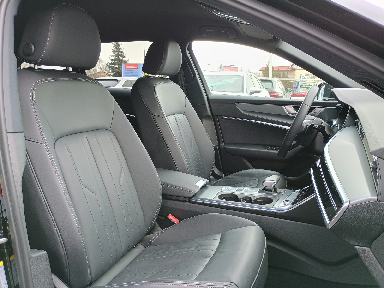 Audi A6 Avant - zdjęcie 24