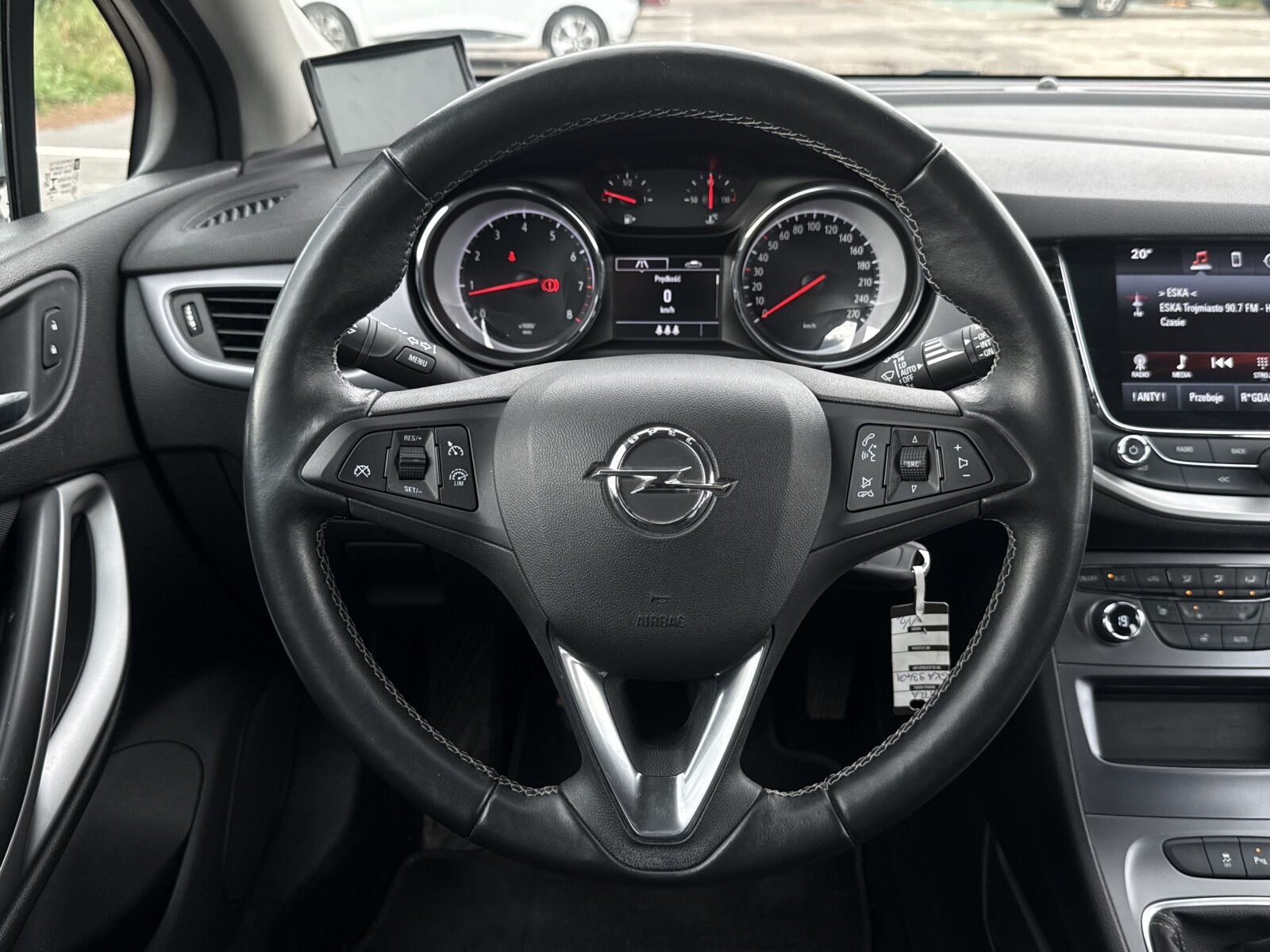 Opel Astra - zdjęcie 10