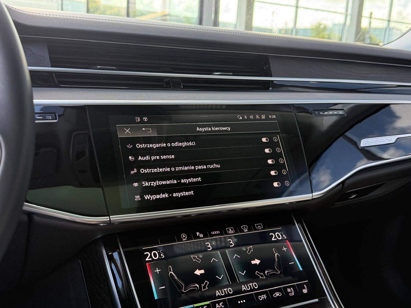 Audi A8 L - zdjęcie 38