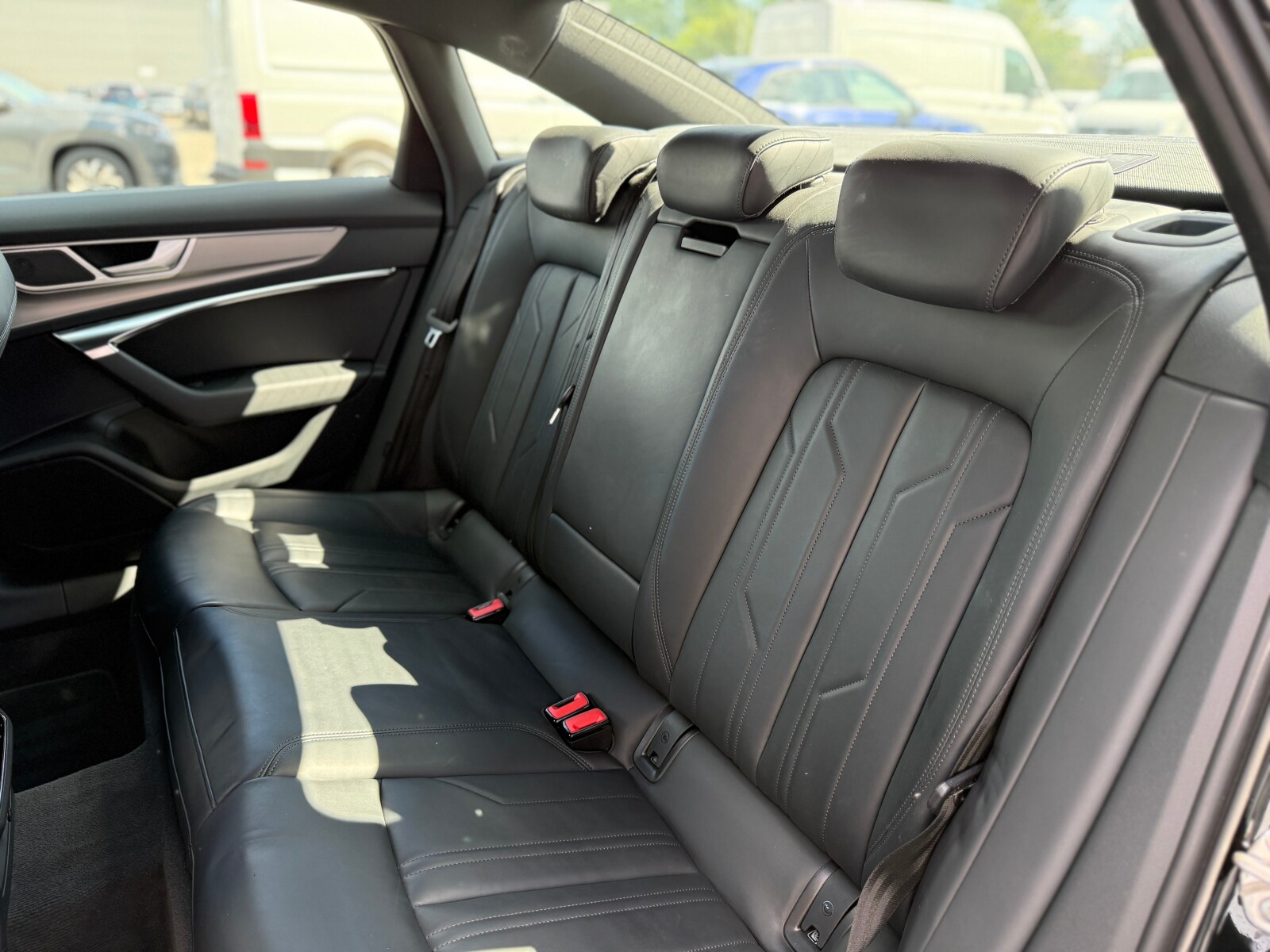 Audi A6 Limousine - zdjęcie 12
