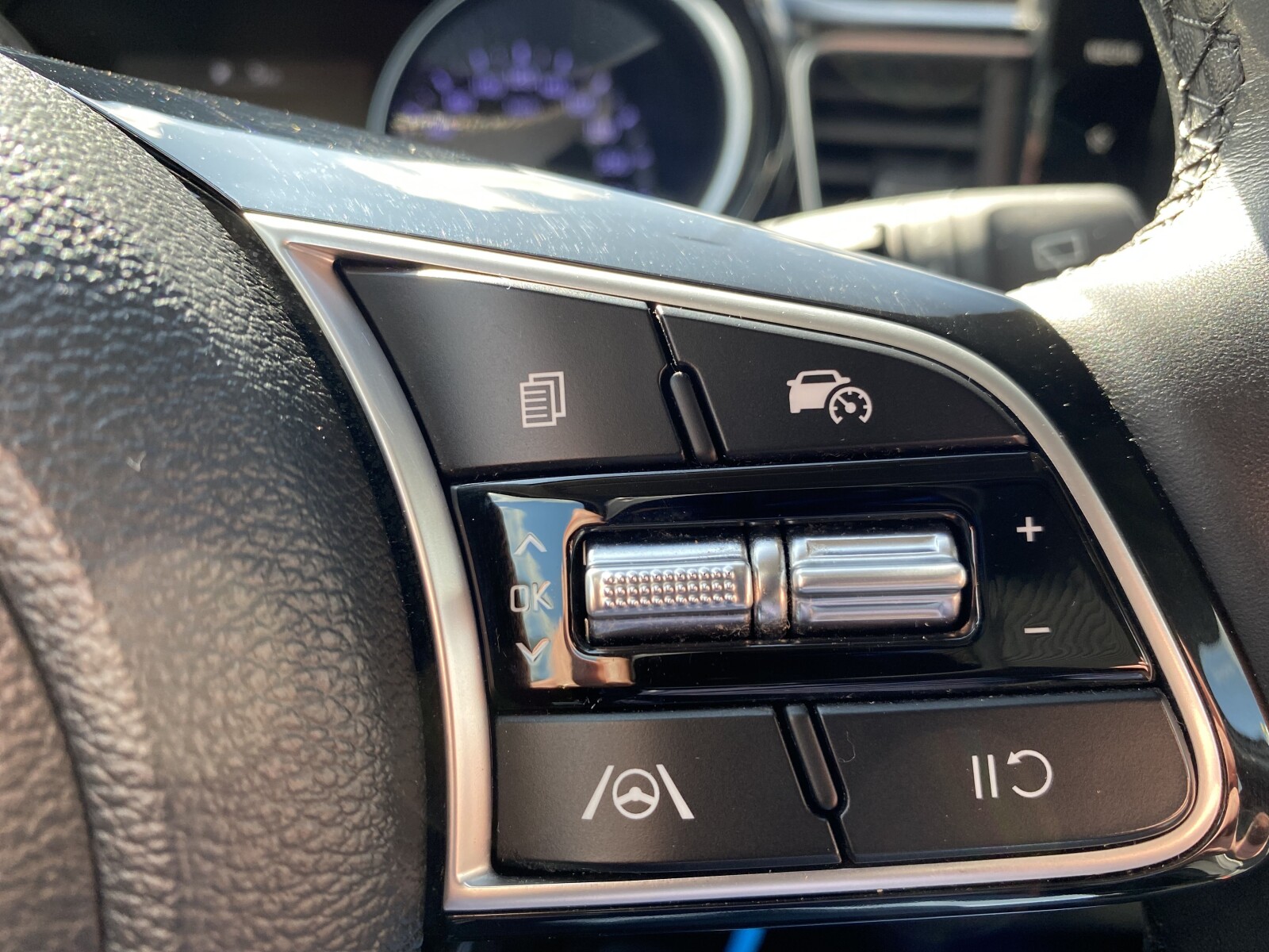 Kia Ceed - zdjęcie 21