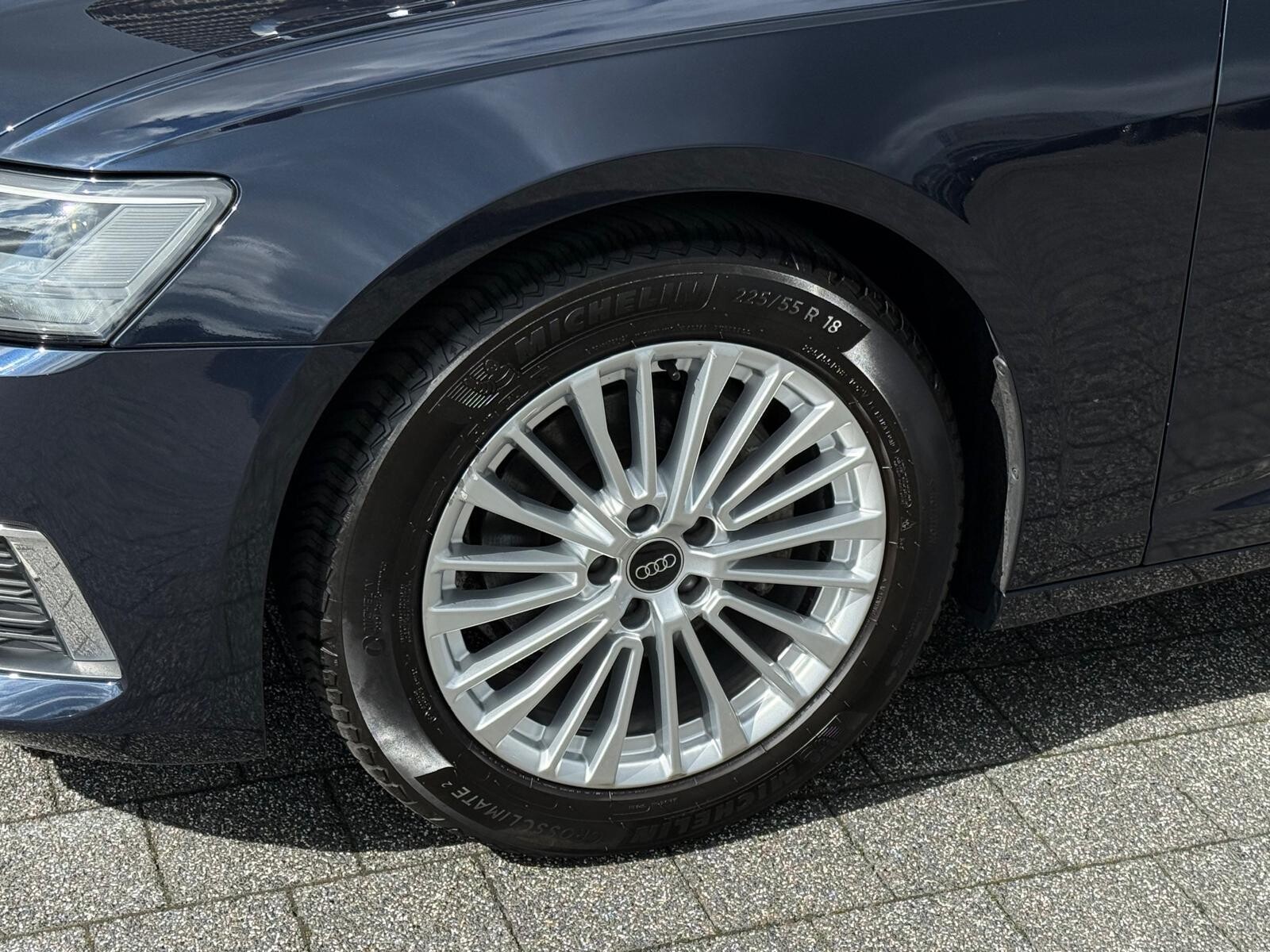 Audi A6 Limousine - zdjęcie 9