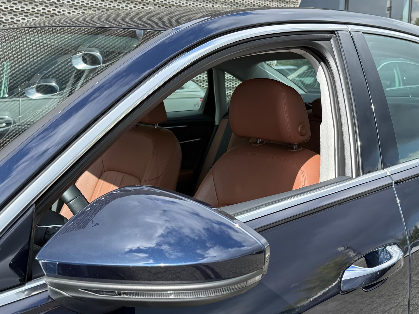 Audi A6 Limousine - zdjęcie 11