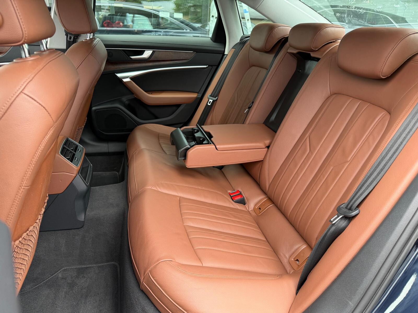 Audi A6 Limousine - zdjęcie 20