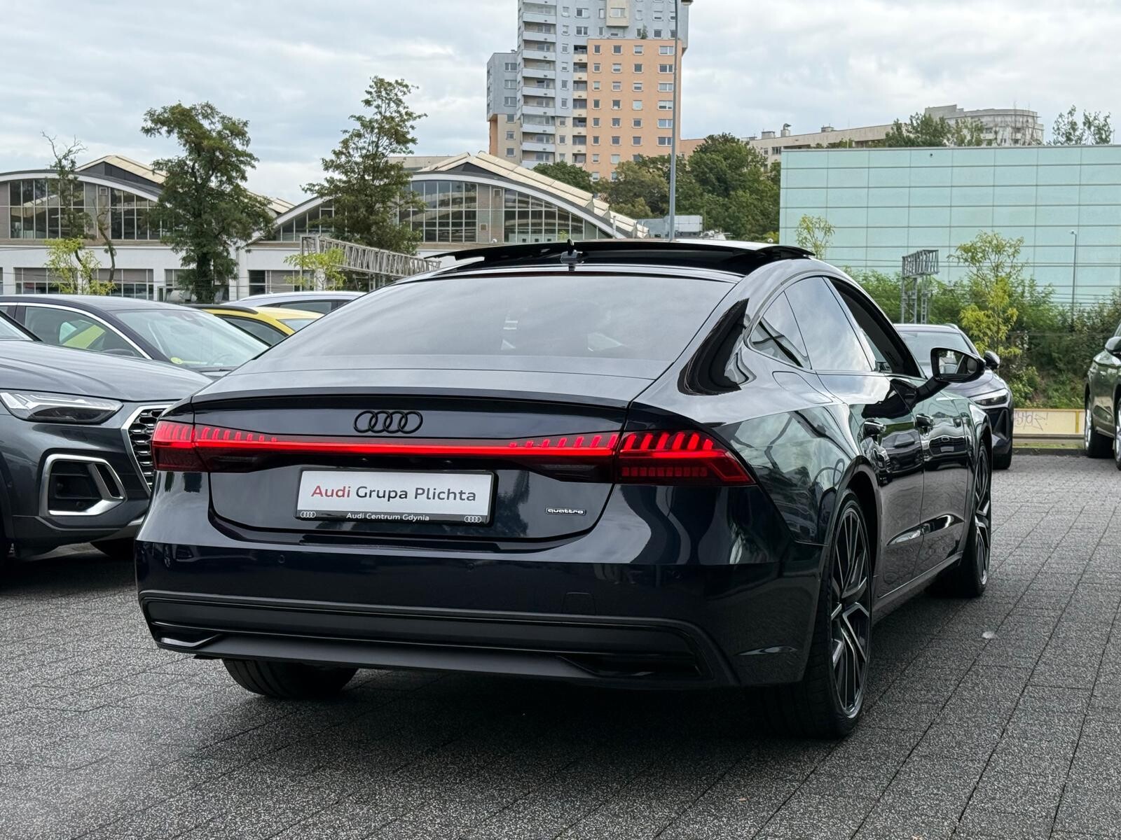 Audi A7 Sportback - zdjęcie 11