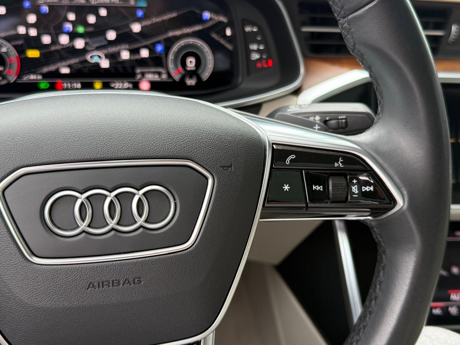 Audi A7 Sportback - zdjęcie 32