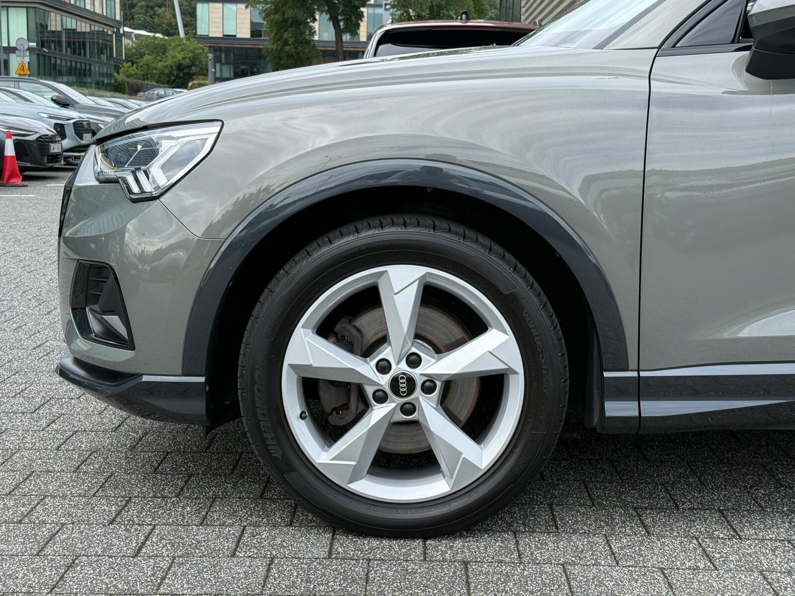 Audi Q3 - zdjęcie 11